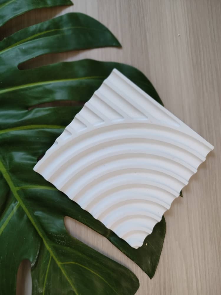 Aura Wave Stone Tray